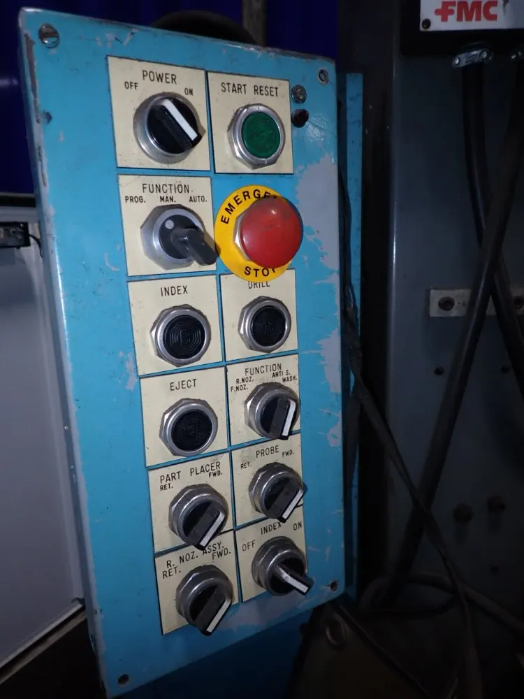 Mcfadden Machine Cap Machine