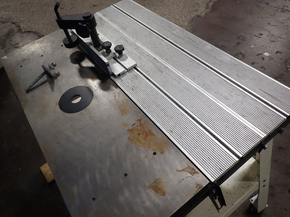 Shop Fox Sliding Router Table