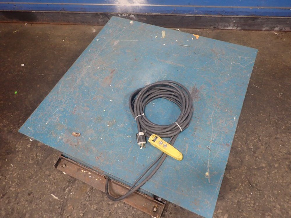 Advance Productions Lift Table