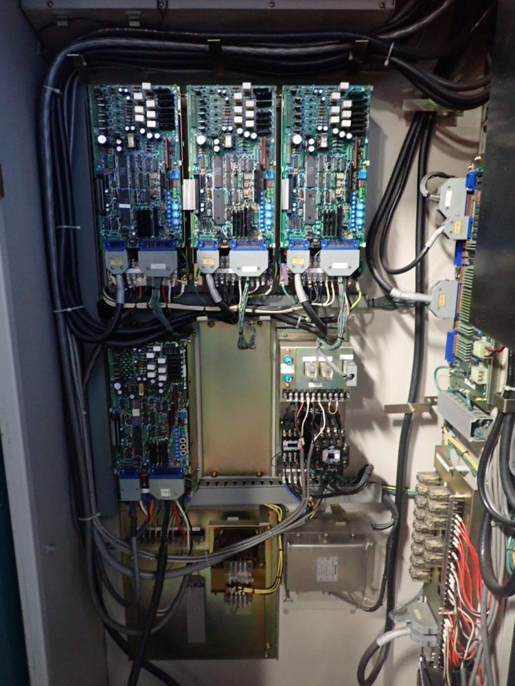 Matsuura 15" X 34" Mc560v Cnc Vmc - Mc560v