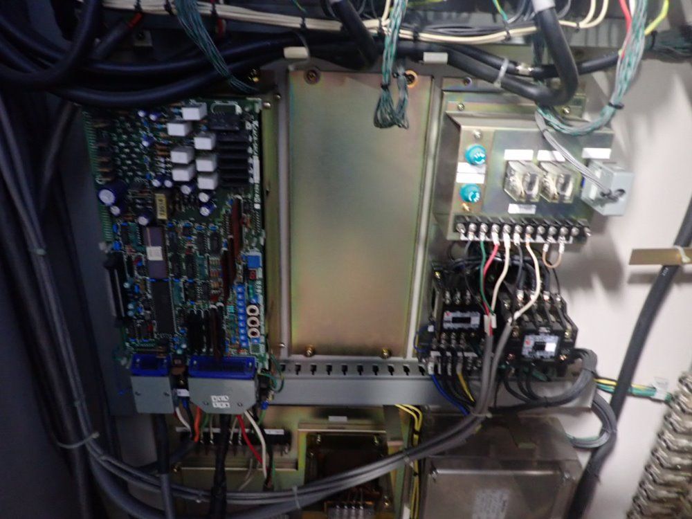 Matsuura 15" X 34" Mc560v Cnc Vmc - Mc560v