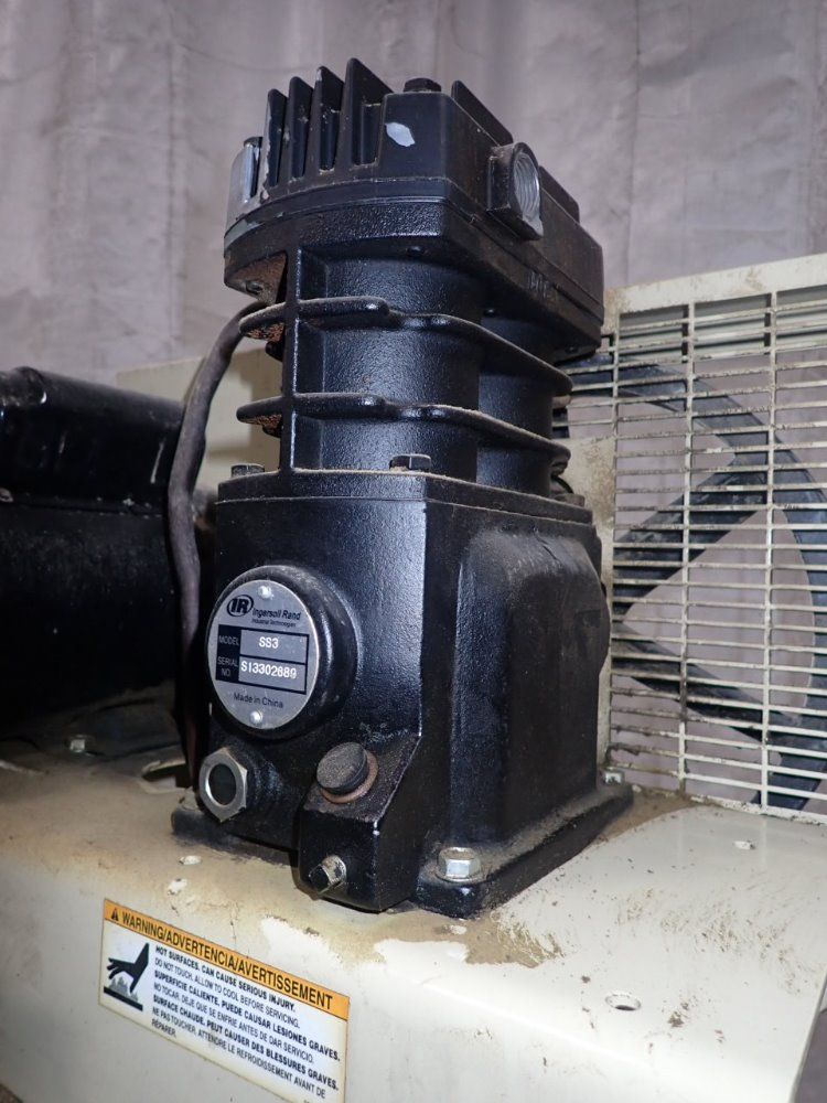 Ingersoll Rand 135 Psi Ss3660v Air Compressor - Ss3660v