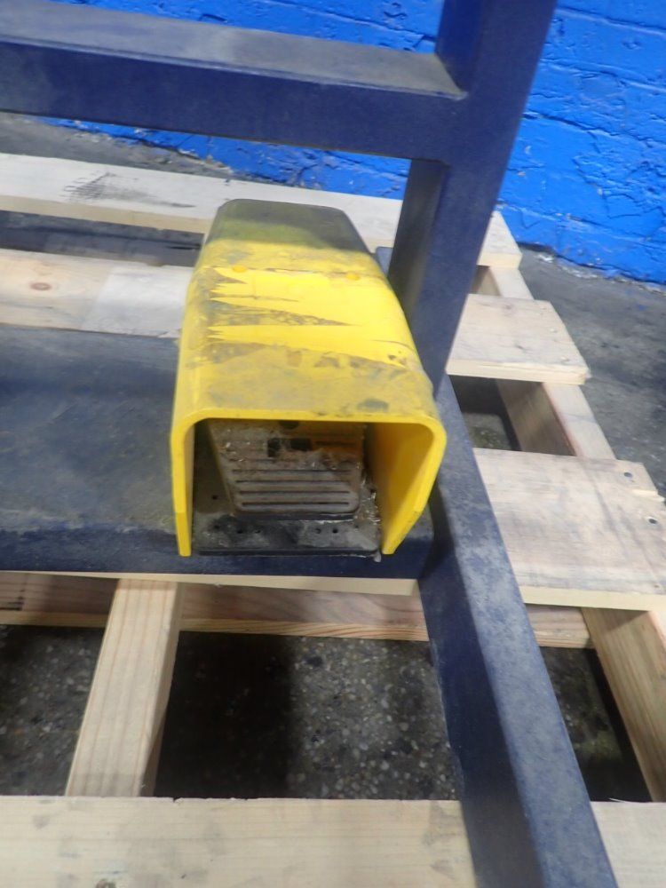 Mitre - Mite Underpinner