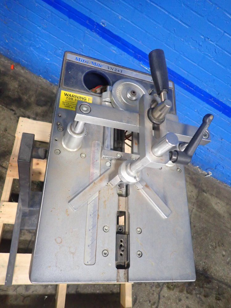 Mitre - Mite Underpinner