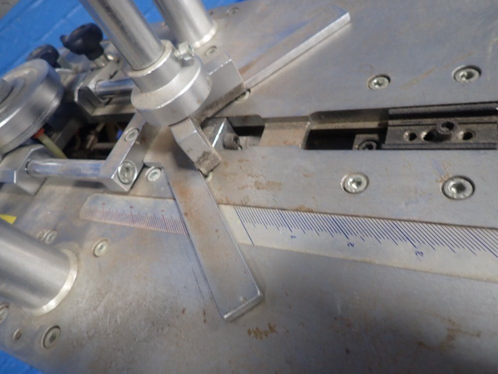 Mitre - Mite Underpinner