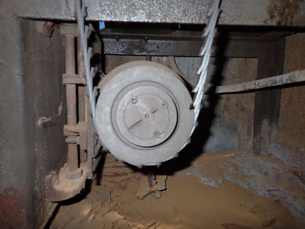 Almco Vibratory Finishing Unit