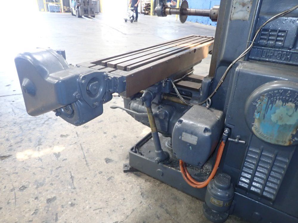 Kearney & Trecker 8" X 54" Horizontal Mill - 10hp-3ch