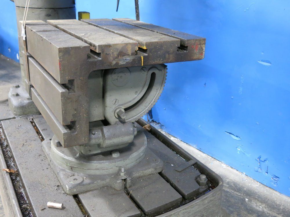 American Tool Works 8" X 4' Radial Arm Drill