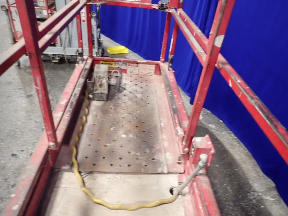 Mec/mayville Engineering 500# Mec1632 Scissor Lift - Mec1632