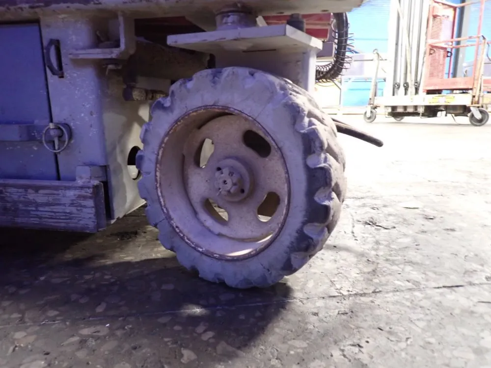 Mec/mayville Engineering 500# Mec1632 Scissor Lift - Mec1632