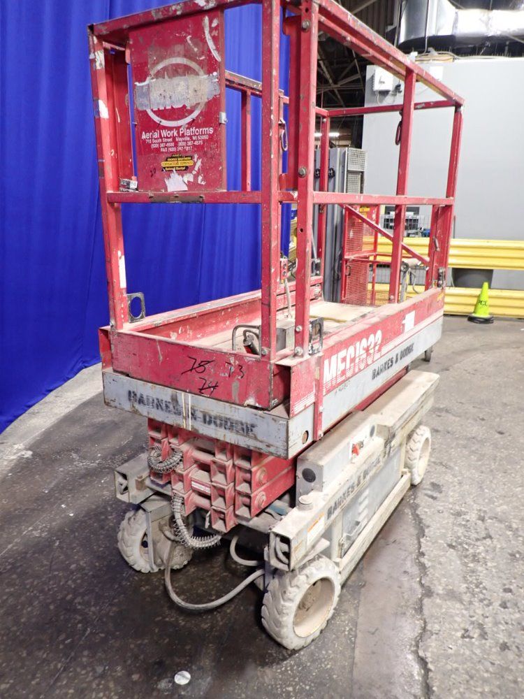 Mec/mayville Engineering 500# Mec1632 Scissor Lift - Mec1632