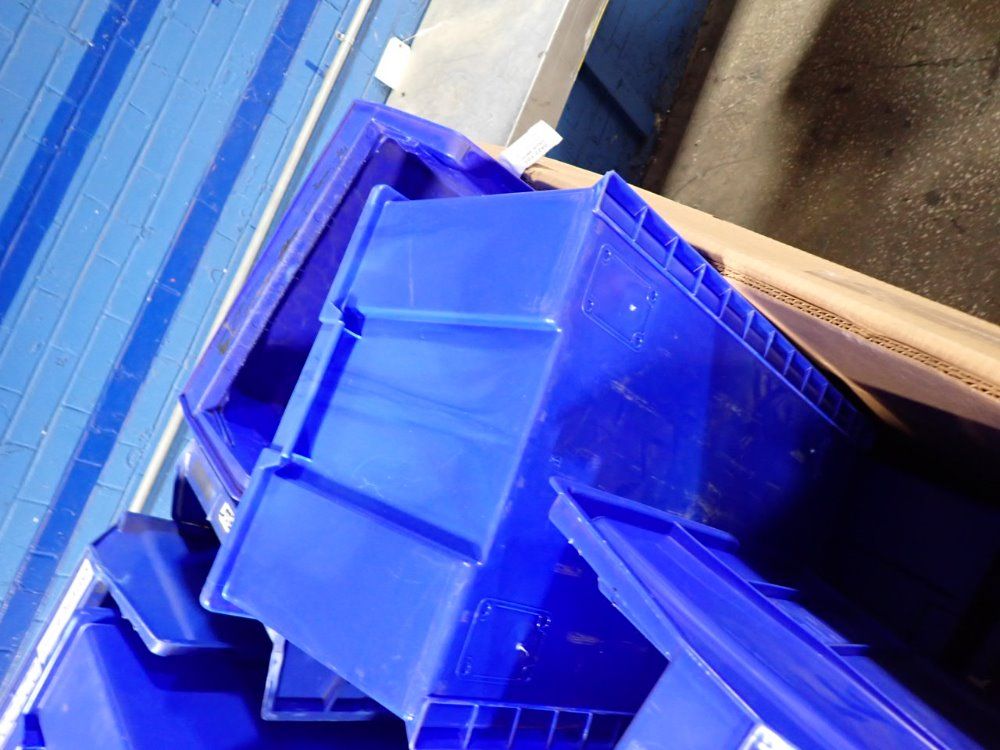 Akro Mils Plastic Totes