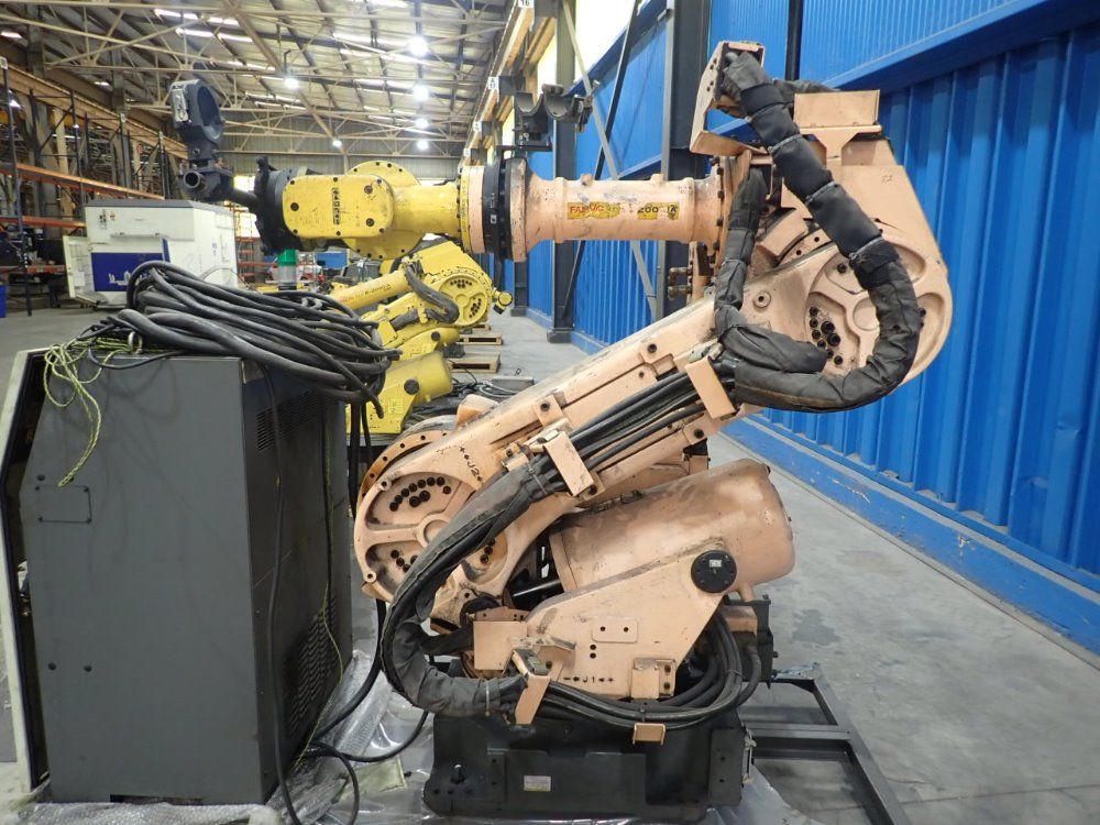 Fanuc 10.5 Kva Robot R-2000ia-200f - A05b-1324-b205