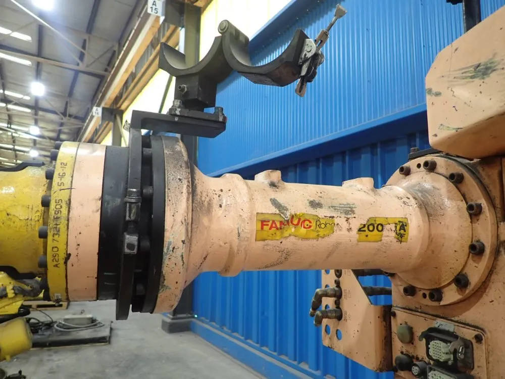 Fanuc 10.5 Kva Robot R-2000ia-200f - A05b-1324-b205