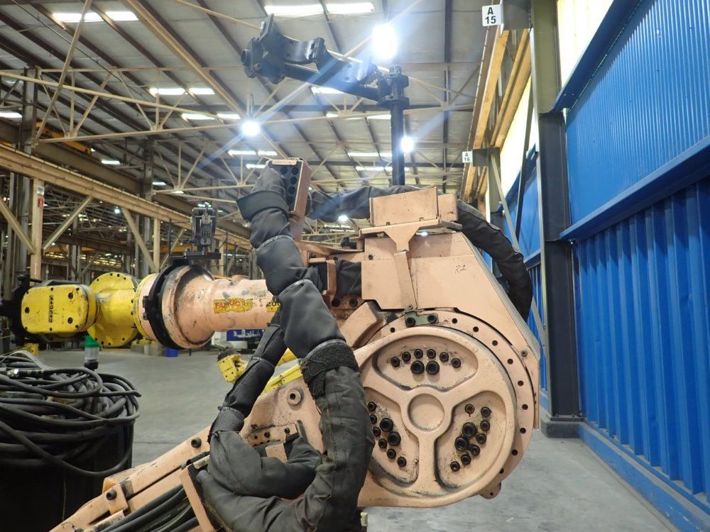 Fanuc 10.5 Kva Robot R-2000ia-200f - A05b-1324-b205