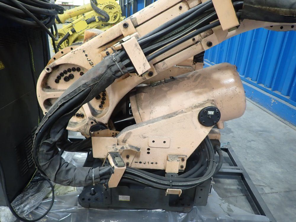 Fanuc 10.5 Kva Robot R-2000ia-200f - A05b-1324-b205