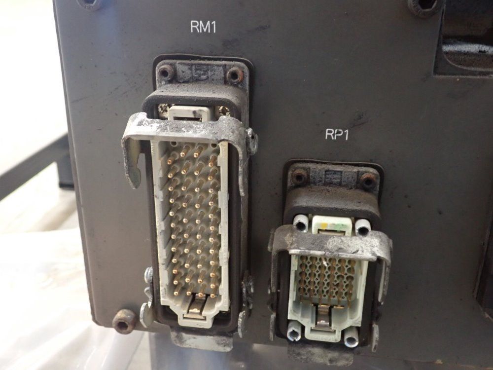 Fanuc 10.5 Kva Robot R-2000ia-200f - A05b-1324-b205