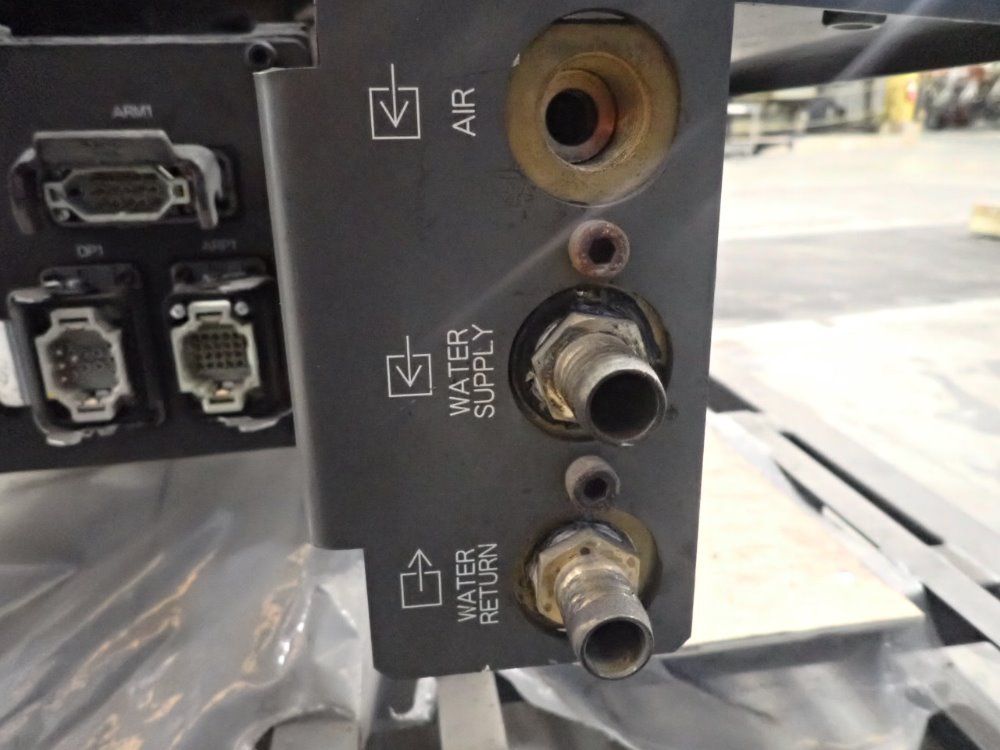 Fanuc 10.5 Kva Robot R-2000ia-200f - A05b-1324-b205