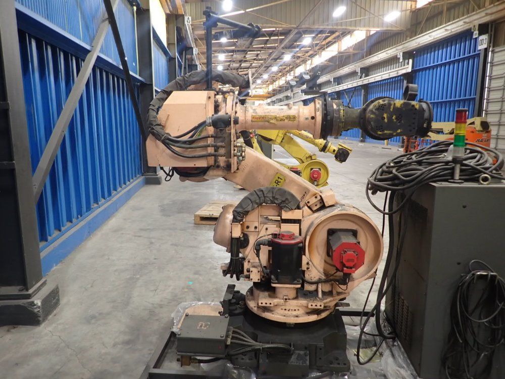 Fanuc 10.5 Kva Robot R-2000ia-200f - A05b-1324-b205