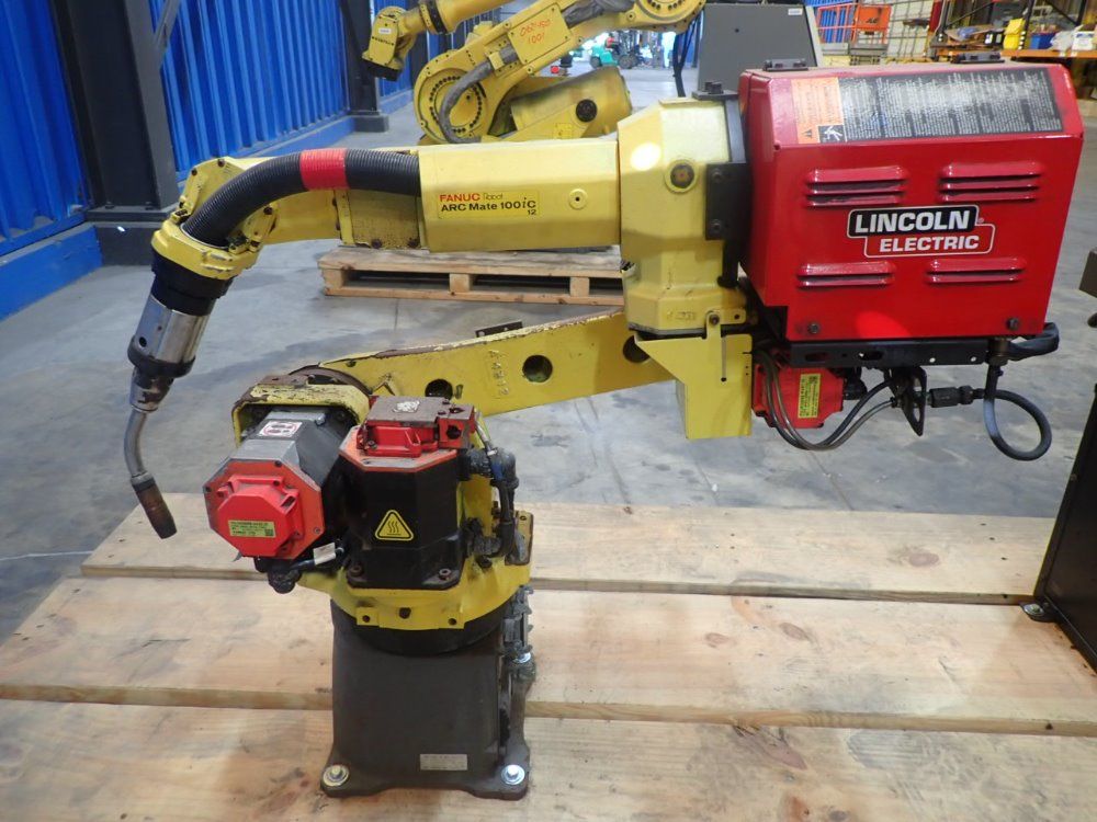Fanuc 2.0 Kva Robot Arc Mate 100ic-12 - A05b-1224-b201