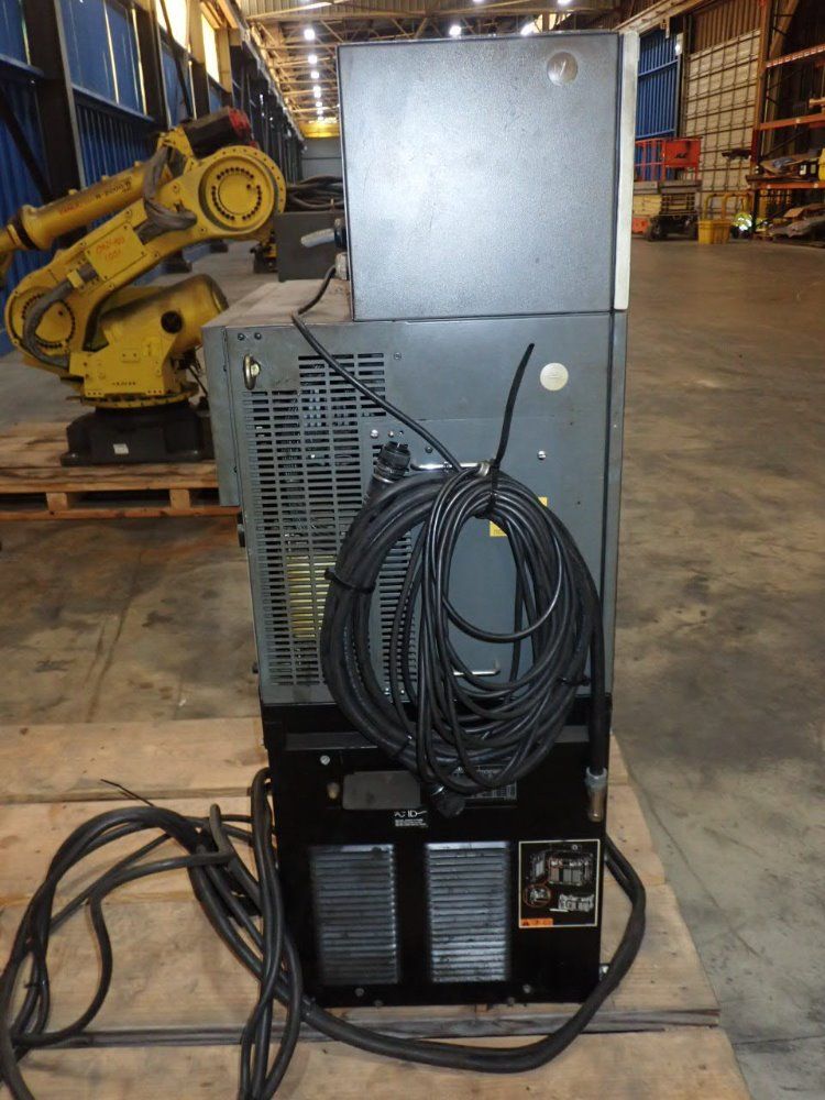 Fanuc 2.0 Kva Robot Arc Mate 100ic-12 - A05b-1224-b201