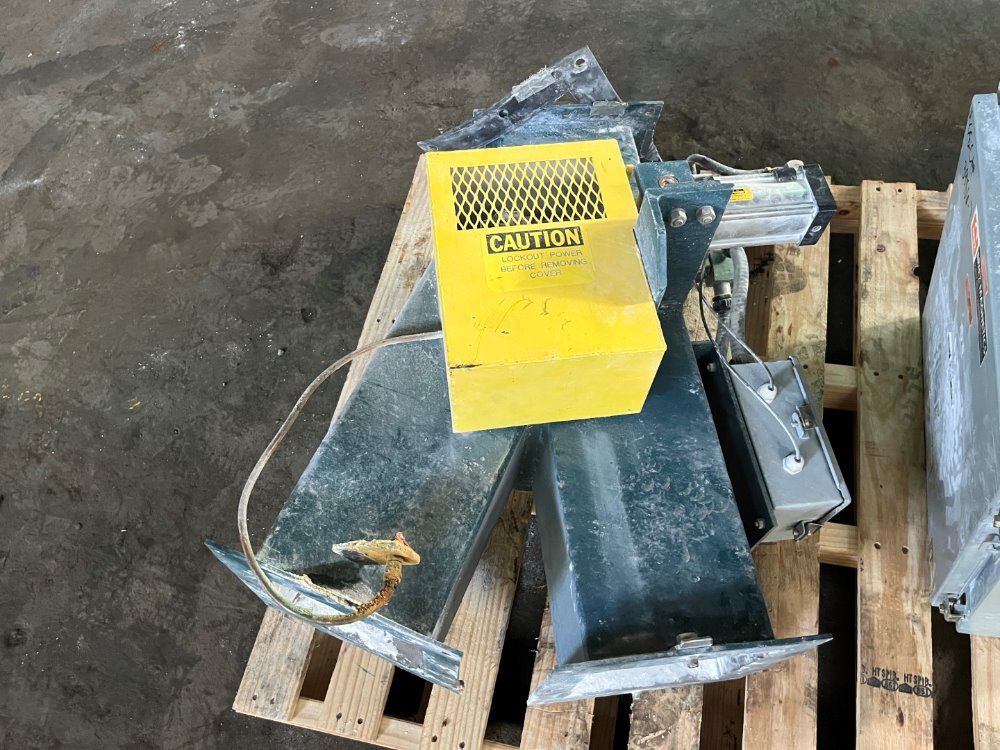 8" Pebco Single Blade Diverter Valve, C/s