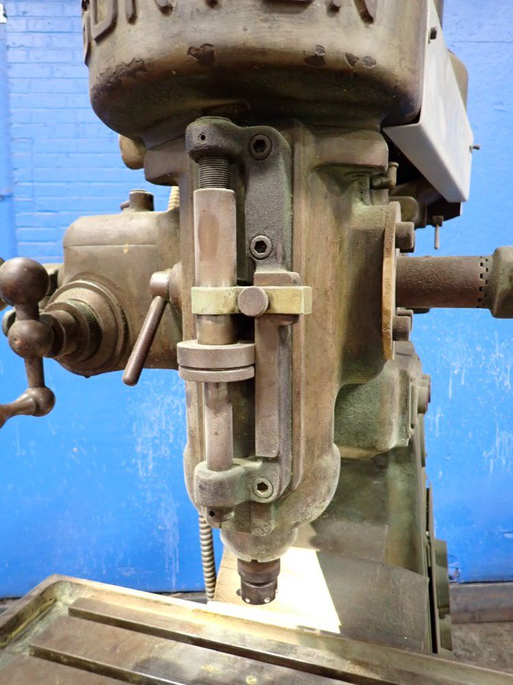 Gorton 24" X 9" Vertical Mill