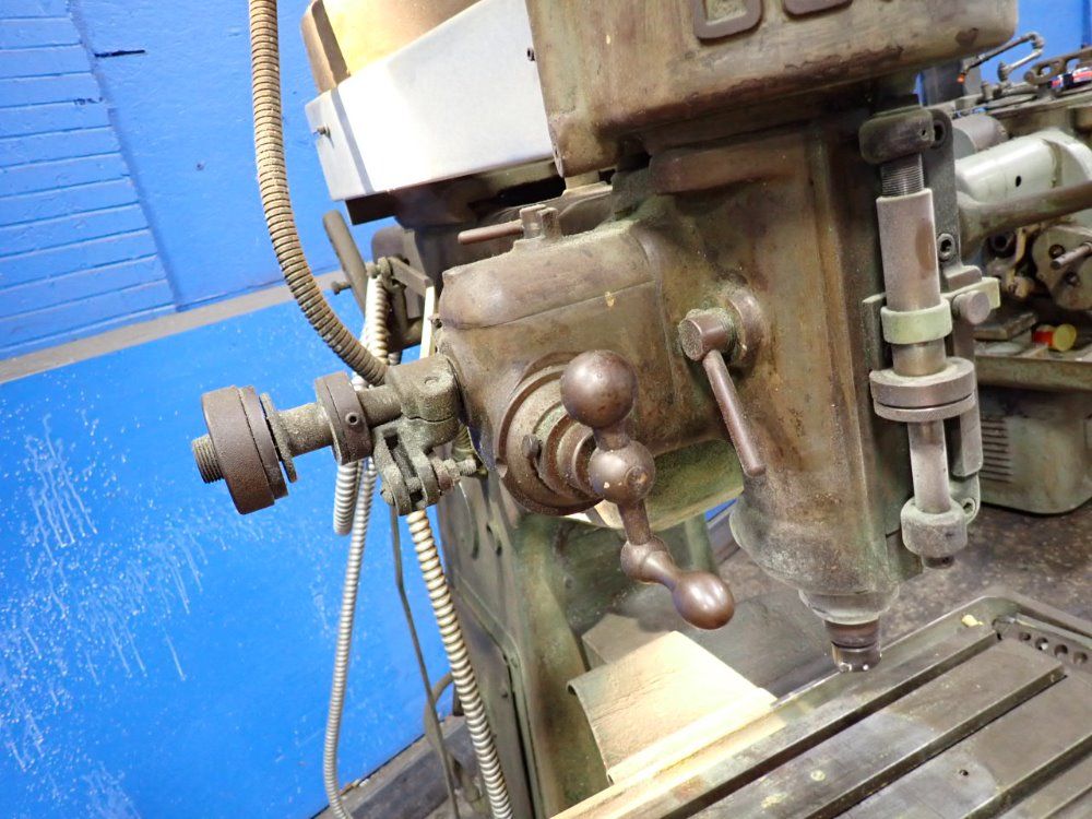 Gorton 24" X 9" Vertical Mill