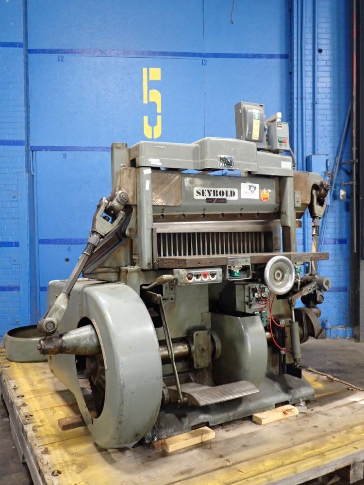 Seybold Paper Cutter