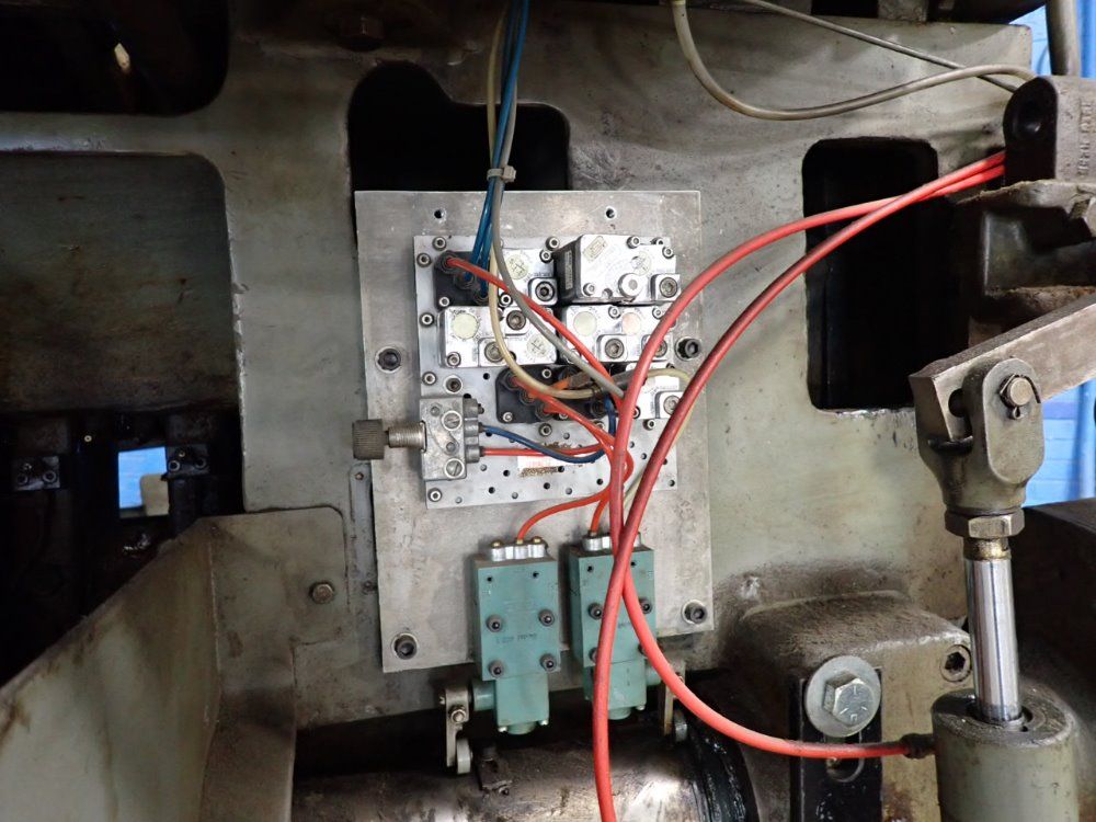 Seybold Paper Cutter