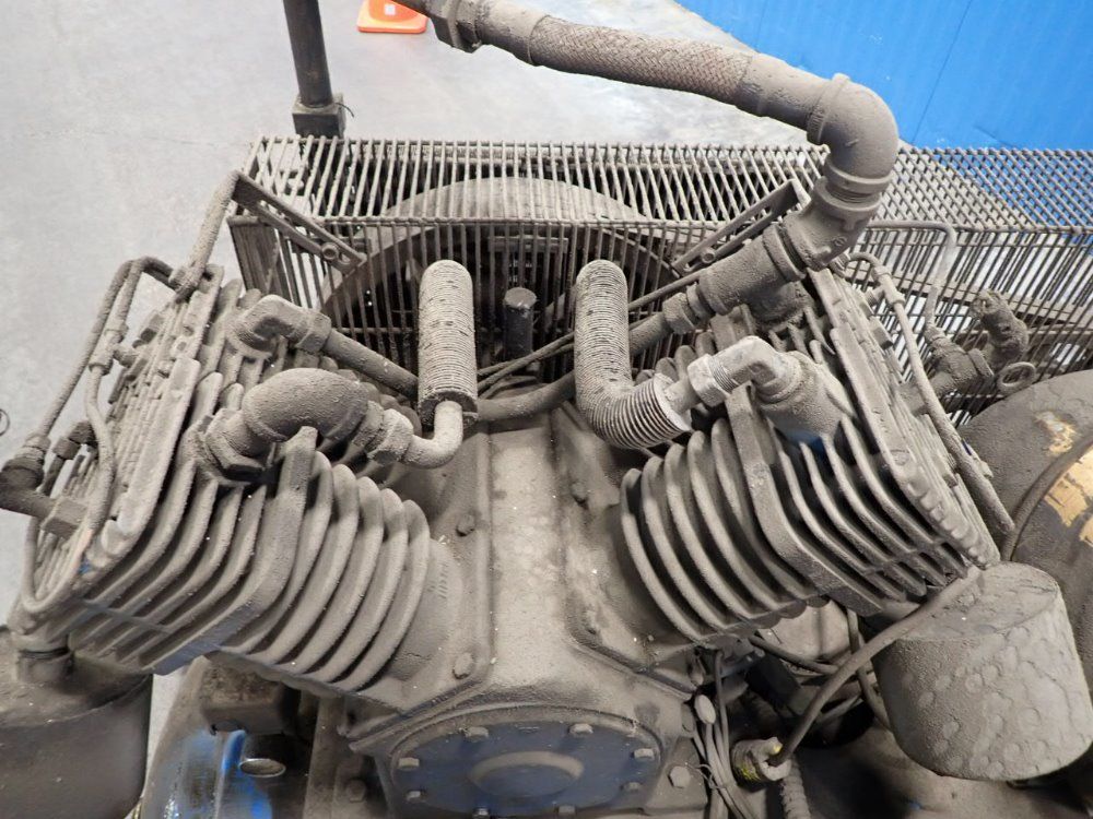 Quincy 120 Gallon Air Compressor - Qt15