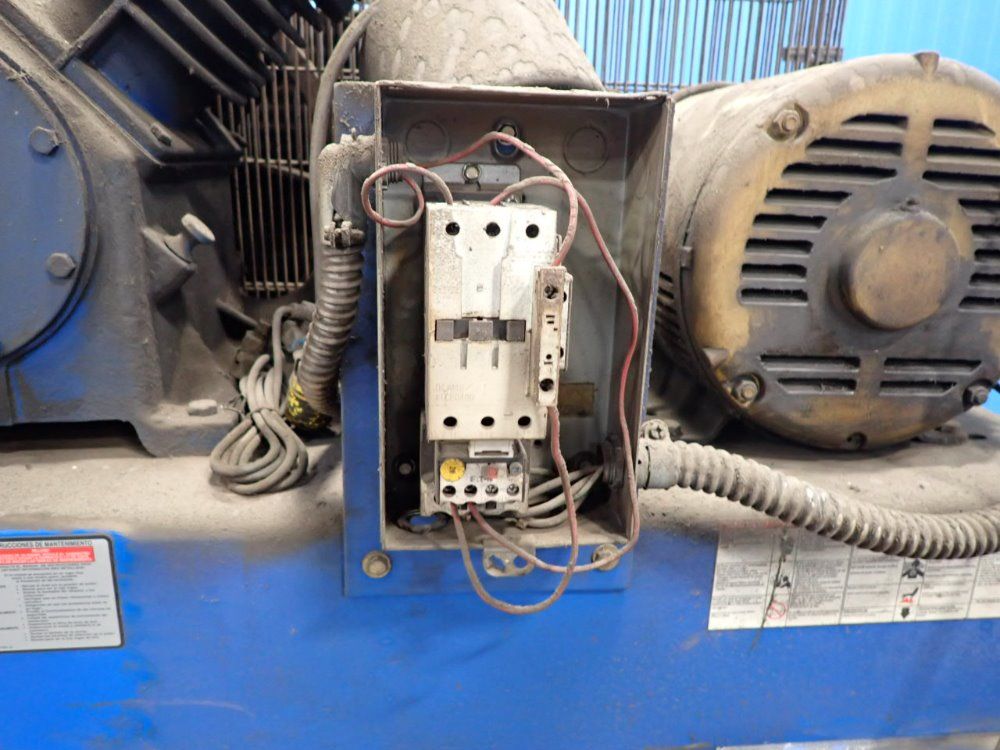 Quincy 120 Gallon Air Compressor - Qt15