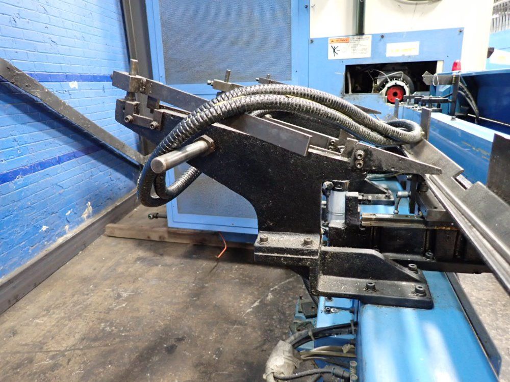 Yamazak Mazak Corp Injection Molder