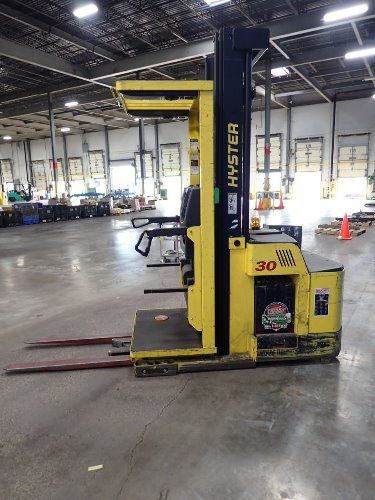 Hyster 3000 Lbs Electric Order Picker - R30xms3