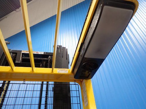 Hyster 3000 Lbs Electric Order Picker - R30xms3