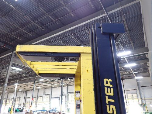 Hyster 3000 Lbs Electric Order Picker - R30xms3