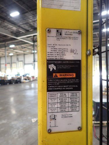 Hyster 3000 Lbs Electric Order Picker - R30xms3