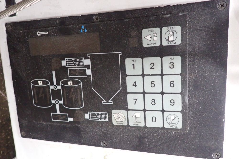 Una-dyn Dehumidifying Hopper Dryer