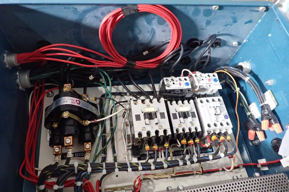 Una-dyn Dehumidifying Hopper Dryer