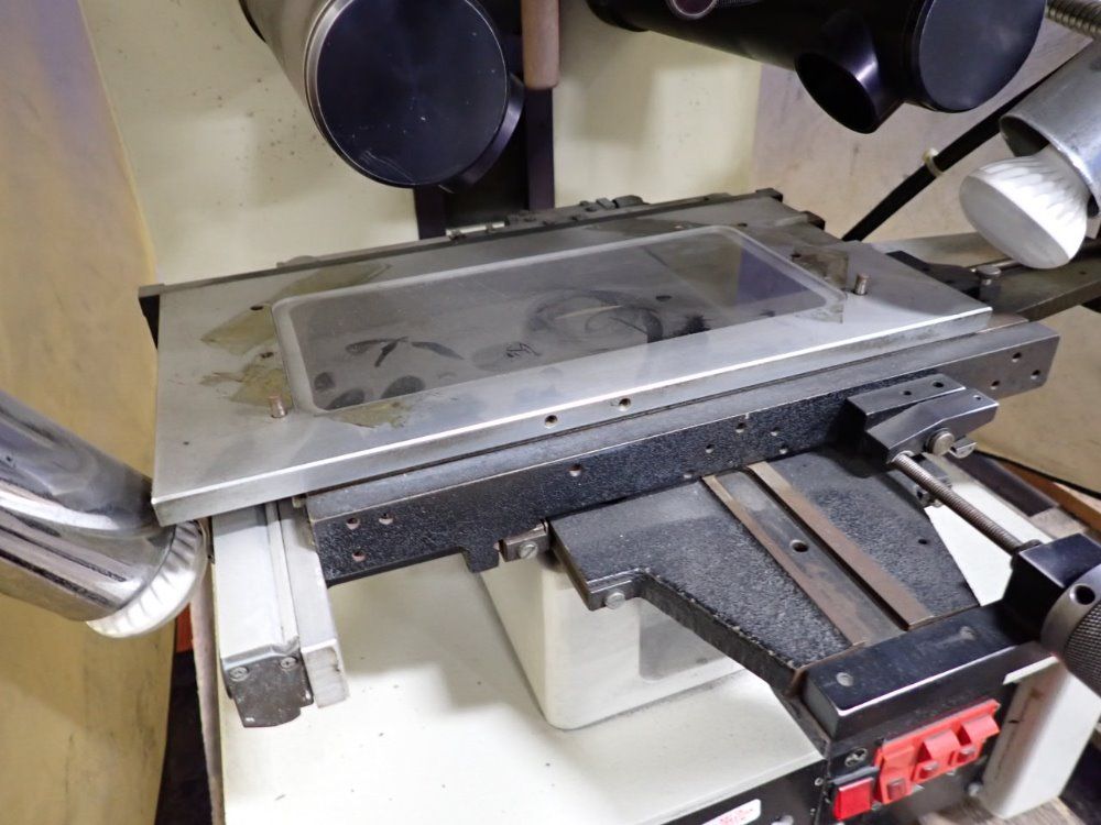 Gage Master Corp Optical Comparator