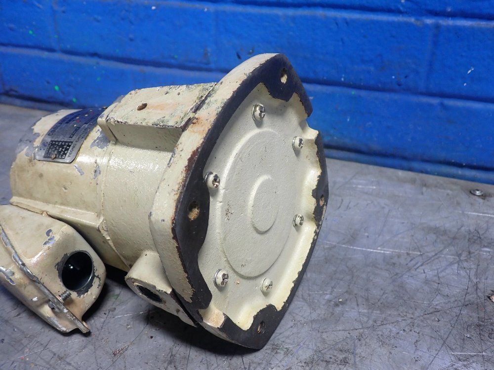 Yeong Chyven Coolant Pump