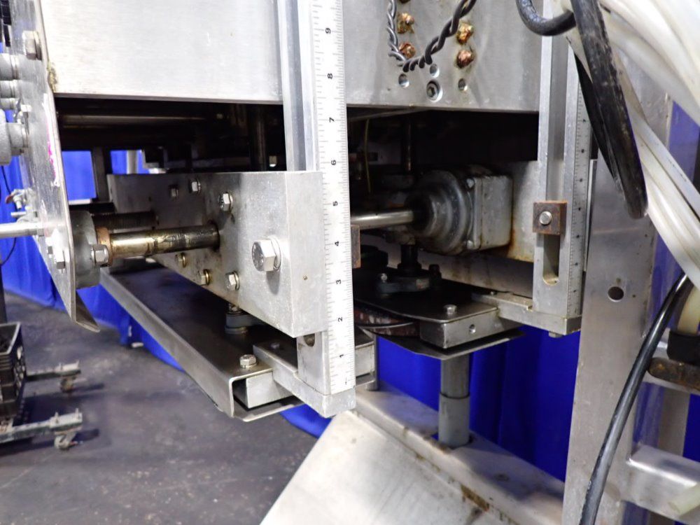 Elf/electronic Liquid Fillers Capper