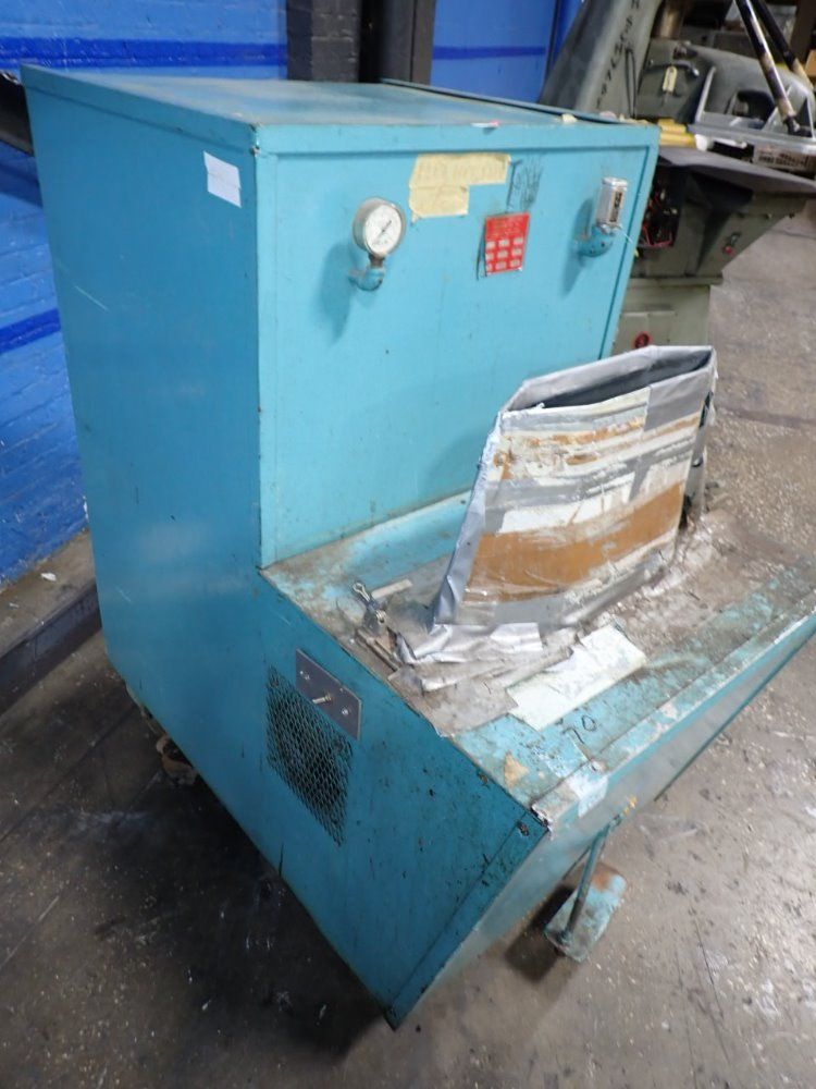 Thermo-dielectric Dielectric Machine