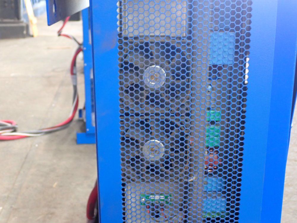 Benning 400a Battery Charger - Db/co