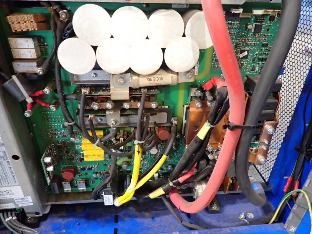 Benning 400a Battery Charger - Db/co