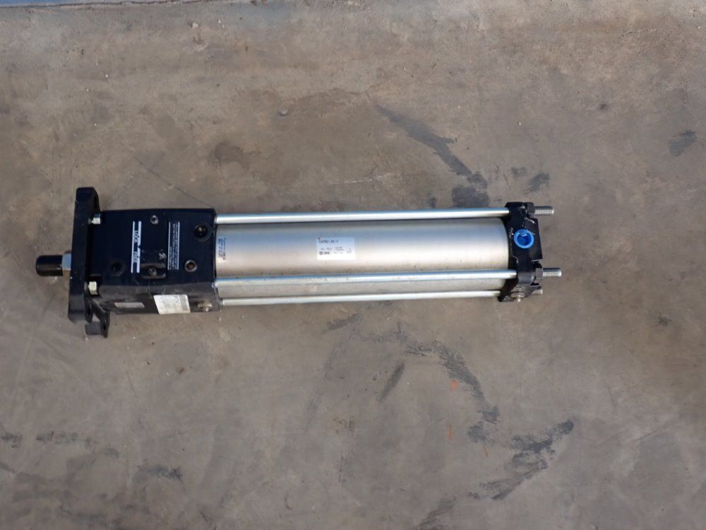 Smc Pneuma Ampa/145psi Pneumatic Cylinder Double Act - Clafn63-250e