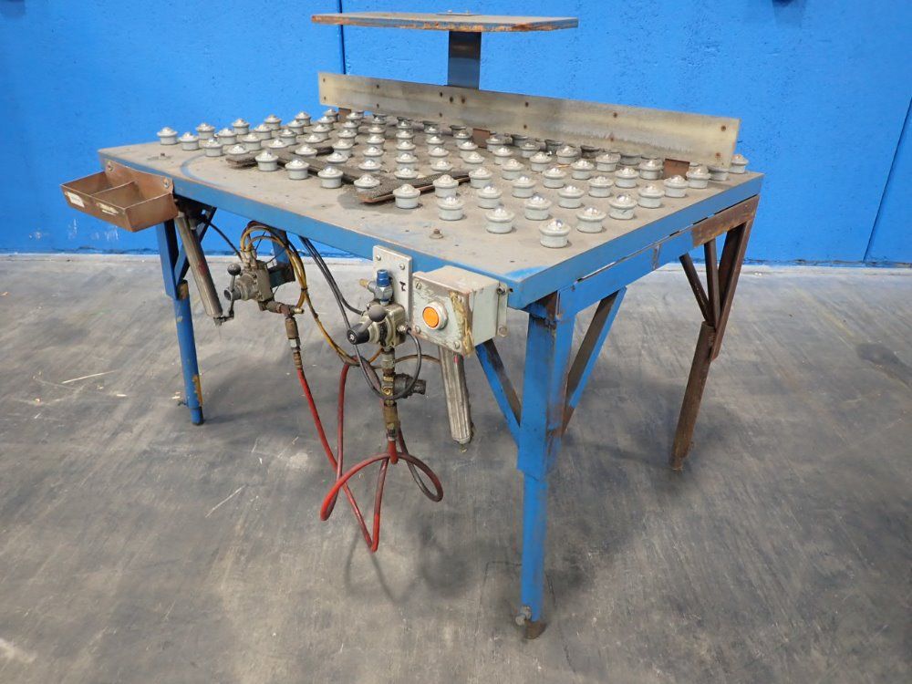 36" X 48" X 32" Tilt Table W/ball Transfer Conveyor