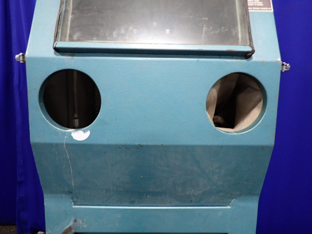 Uni-hine Blast Cabinet