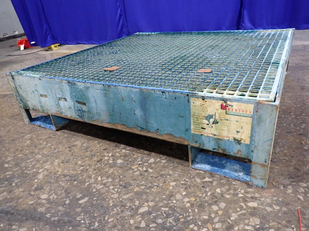 Menshen Container Services Stackable Spill Containmet Base