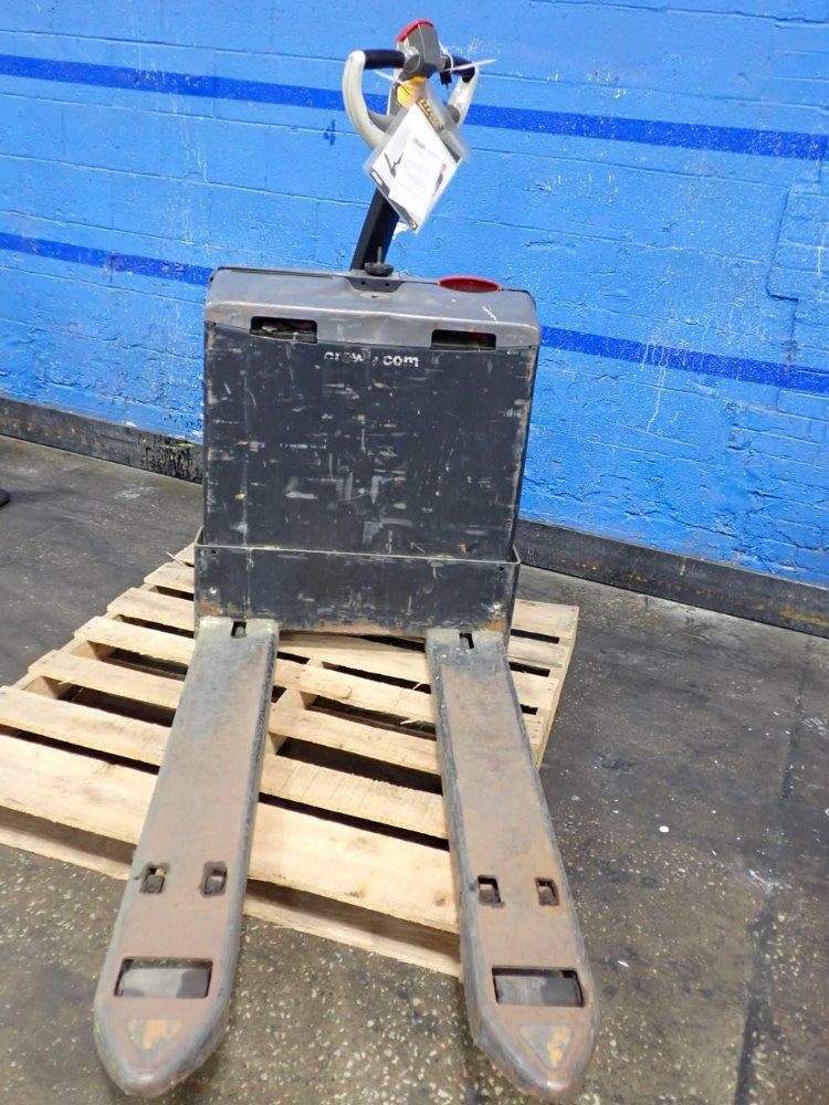 Crown Electric Pallet Jack